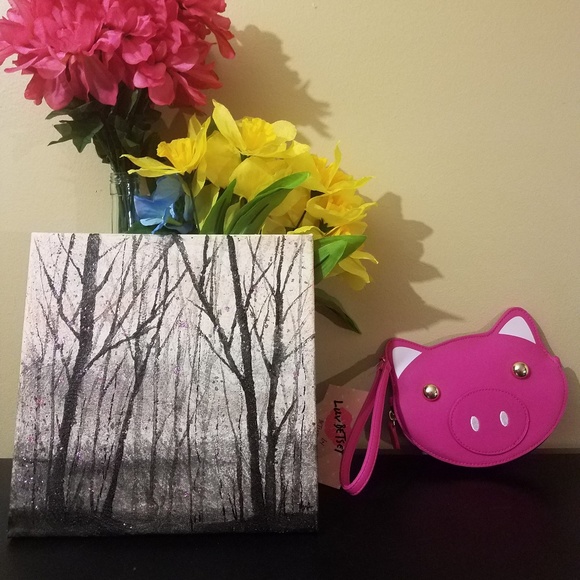 Betsey Johnson Handbags - NWT Betsey Johnson Fuchsia Pig Coin Purse Wristlet